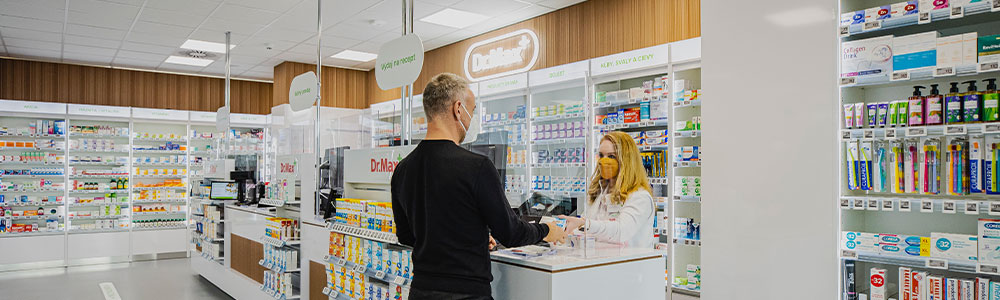 A Dr.Max pharmacy: the company is using EDI to make their processes more effective.